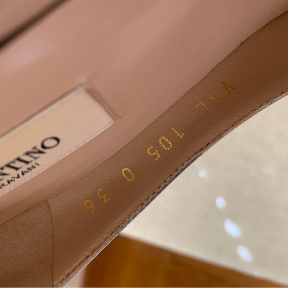 Valentino Garavani Tango 60 Pumps Silver, size 36 US 6 - Picture 4 of 15